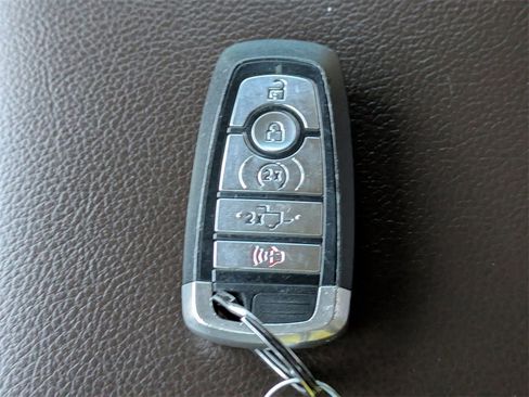 Used 2018 Ford F150 Lariat image 31