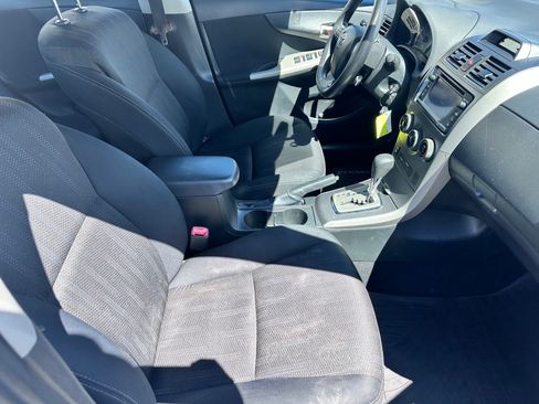 Used 2013 Toyota Corolla S FWD image 9