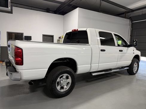 Used 2009 Dodge Ram 2500 Truck SLT w/ Popular Equipment Group AWD/4WD image 5