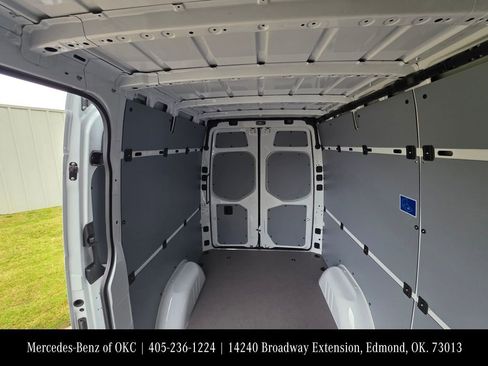 New 2026 Mercedes-Benz Sprinter 2500 image 7