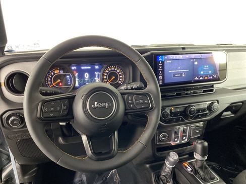 Used 2024 Jeep Wrangler Sport S image 19