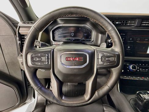 Certified 2025 GMC Sierra 1500 AT4 w/ AT4 Premium Package AWD/4WD image 13