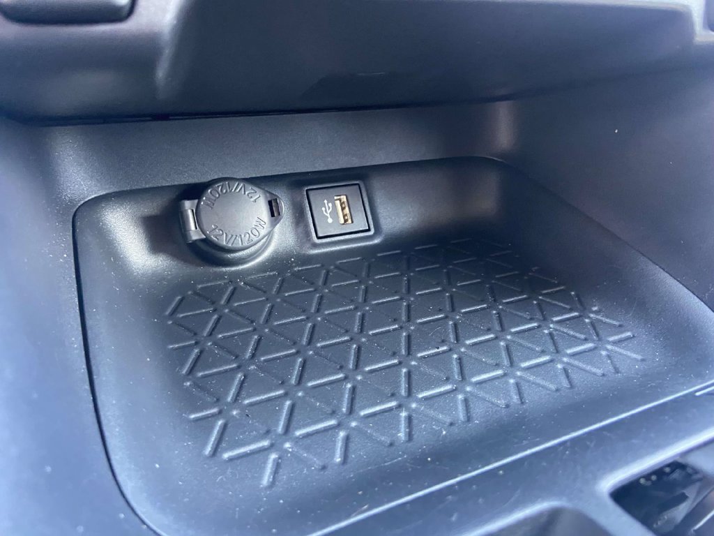 Used 2025 Toyota RAV4 LE FWD image 24