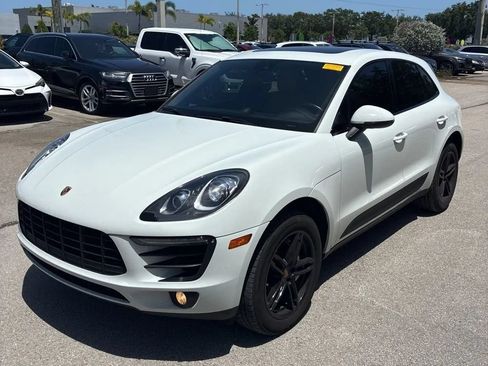 Used 2018 Porsche Macan S AWD/4WD image 1