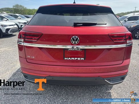 Used 2022 Volkswagen Atlas Cross Sport SE w/ Panoramic Sunroof Package image 4