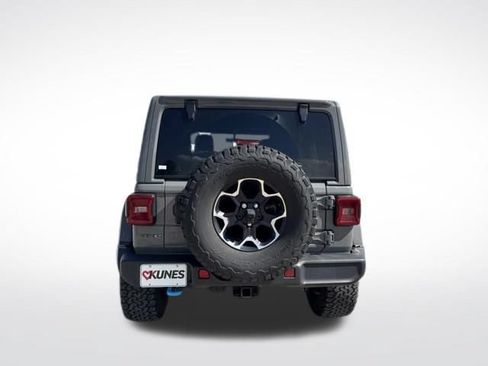 Used 2023 Jeep Wrangler Unlimited Rubicon 4xe w/ Cold Weather Group AWD/4WD image 10