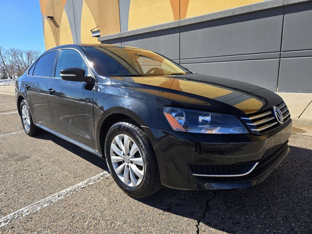 Used 2014 Volkswagen Passat 2.5 S FWD image 2