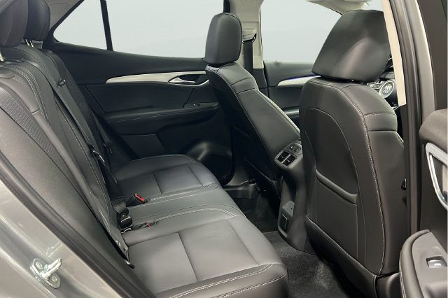 Used 2024 Buick Envision Avenir AWD/4WD image 19