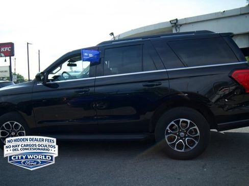 Certified 2024 Ford Expedition XLT AWD/4WD image 5