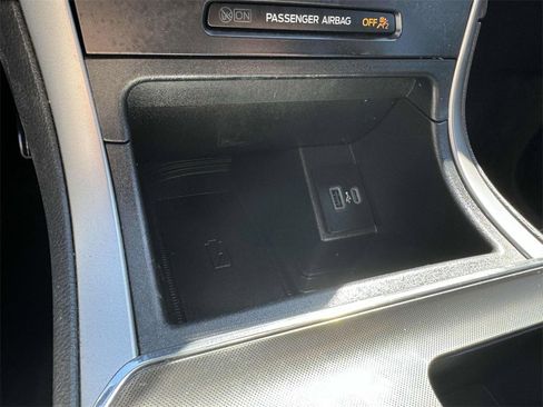 Used 2022 Ford Edge ST-Line w/ Cargo Accessory Package image 28