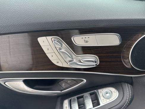 Certified 2018 Mercedes-Benz C 300 4MATIC Sedan image 9