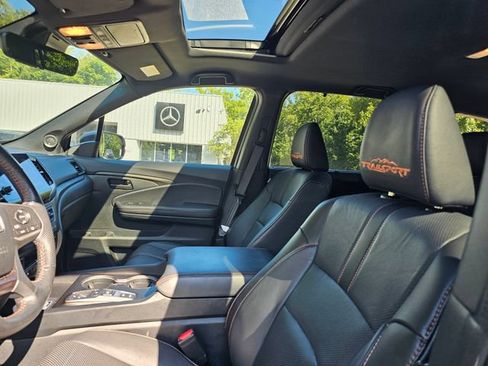 Used 2024 Honda Passport TrailSport image 8