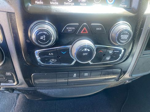 Used 2017 RAM 1500 Express w/ Express Value Package AWD/4WD image 17