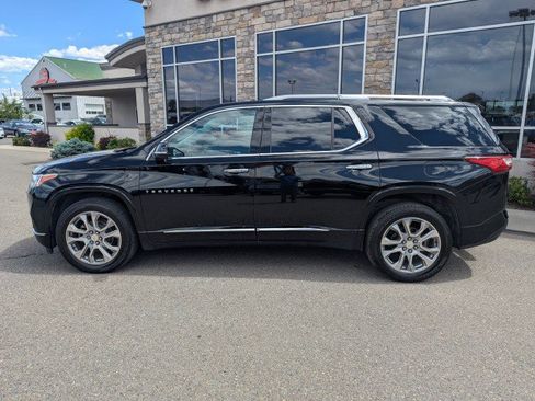 Used 2018 Chevrolet Traverse Premier AWD/4WD image 2