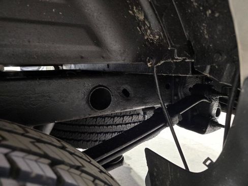 Used 2002 Chevrolet Silverado 1500 LS w/ Off-Road Chassis Pkg image 36