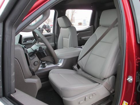 New 2026 GMC Sierra 1500 SLT w/ SLT Premium Plus Package image 11