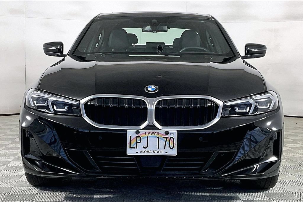 Used 2025 BMW 330i Sedan RWD image 2