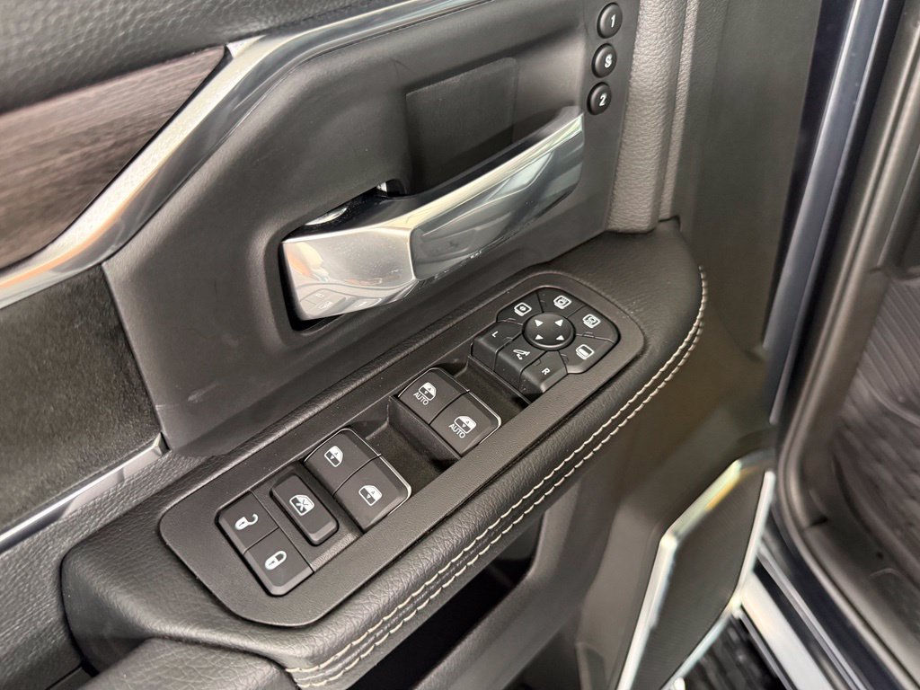 New 2027 RAM 2500 Laramie AWD/4WD image 12