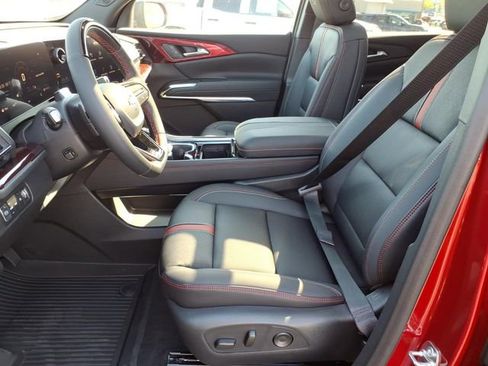 New 2026 Chevrolet Traverse RS w/ LPO, Floor Liner Package AWD/4WD image 6