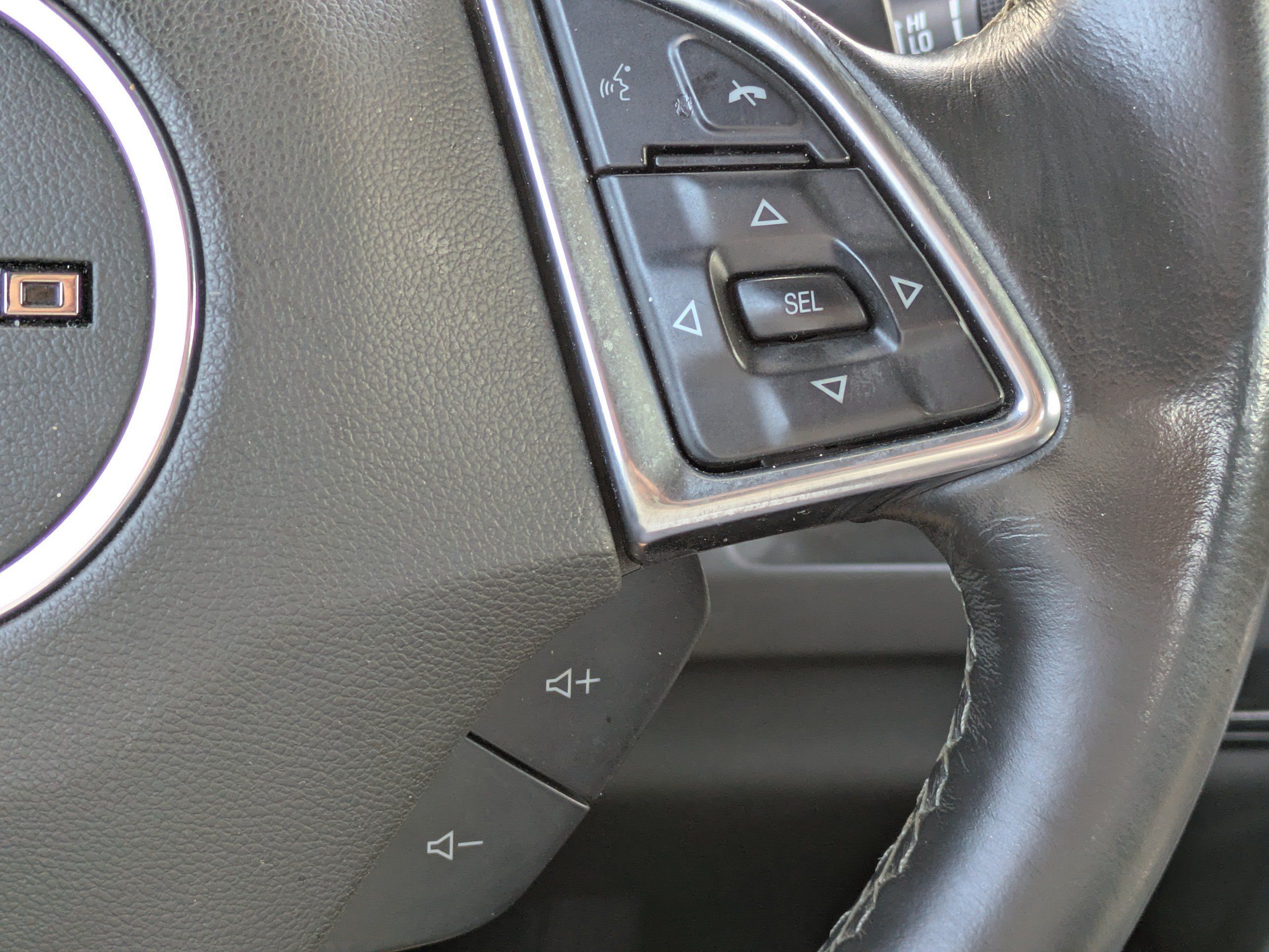Used 2021 Chevrolet Camaro LT RWD image 23