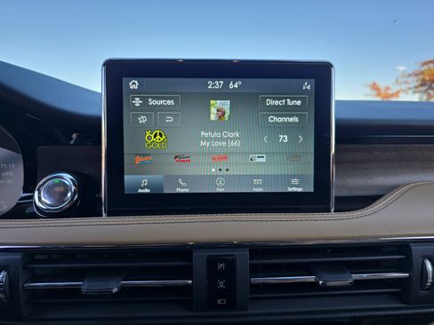 Used 2021 Lincoln Corsair Reserve w/ Elements Package image 19