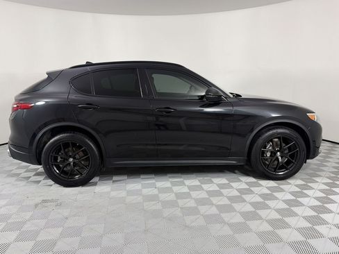 Used 2021 Alfa Romeo Stelvio Sprint w/ Nero Edizione RWD image 8