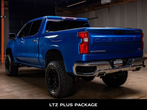 Used 2022 Chevrolet Silverado 1500 LTZ w/ Z71 Off-Road Package image 7