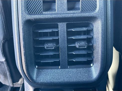 Used 2025 Ford Bronco Big Bend image 25