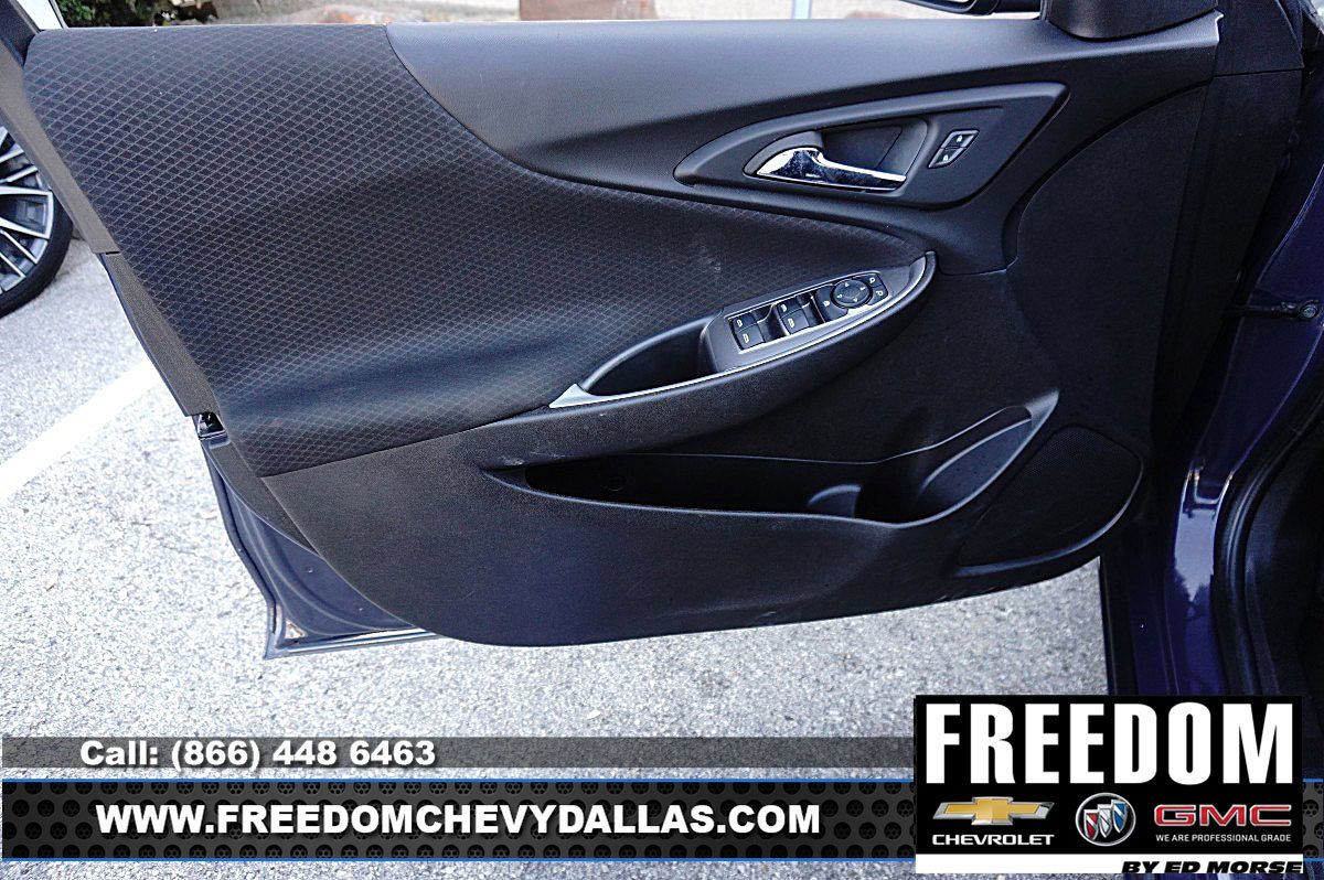 Certified 2025 Chevrolet Malibu LT FWD image 32