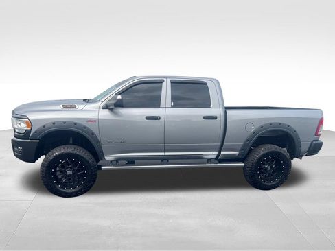 Used 2022 RAM 2500 Tradesman AWD/4WD image 2