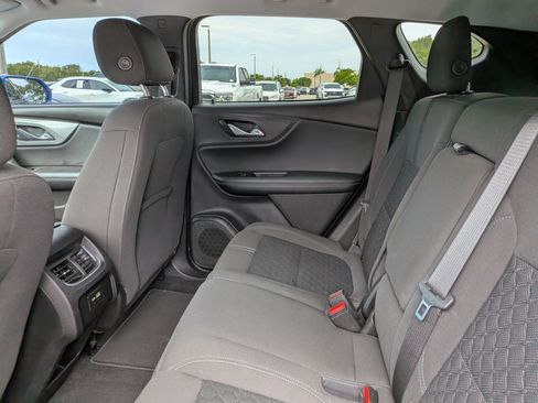 Used 2019 Chevrolet Blazer LT FWD image 14