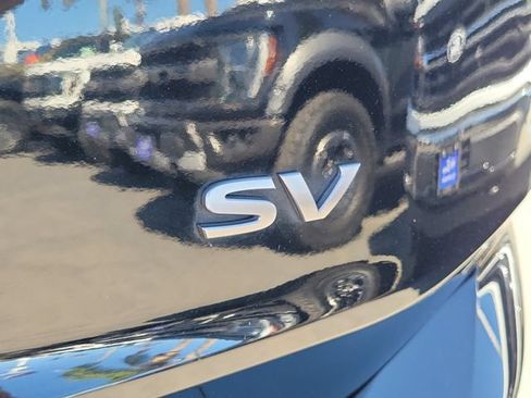 Used 2024 Nissan Rogue SV FWD image 21
