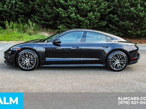 Used 2022 Porsche Taycan RWD image 6