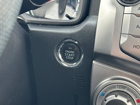 Used 2019 Toyota 4Runner Limited image 20