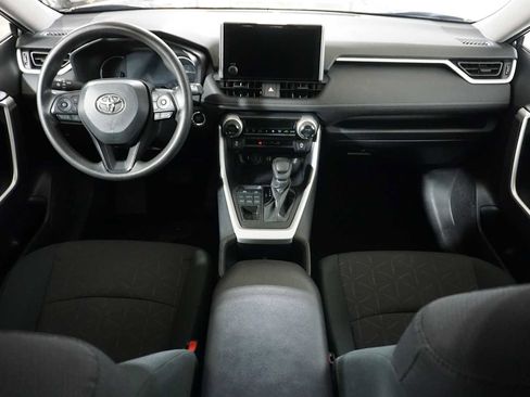 Used 2024 Toyota RAV4 XLE image 18