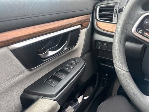 Used 2018 Honda CR-V EX image 6