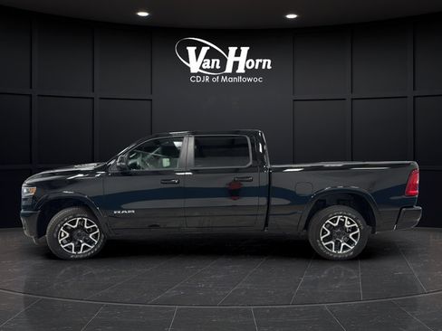 Used 2025 RAM 1500 Laramie w/ Sport Appearance Package AWD/4WD image 4