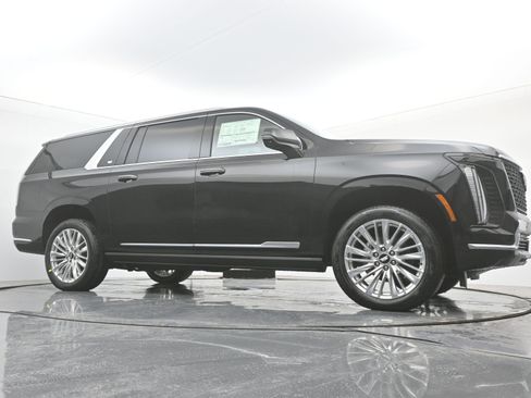 New 2026 Cadillac Escalade ESV Luxury image 21