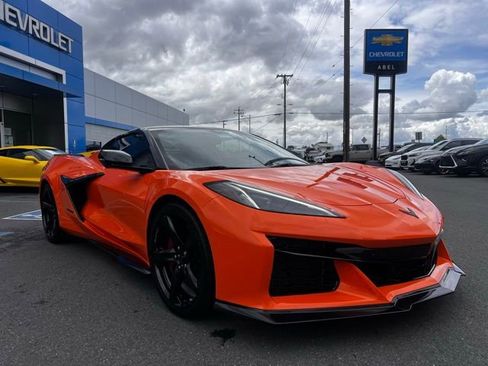 Used 2023 Chevrolet Corvette Z06 w/ Battery Protection Package image 3