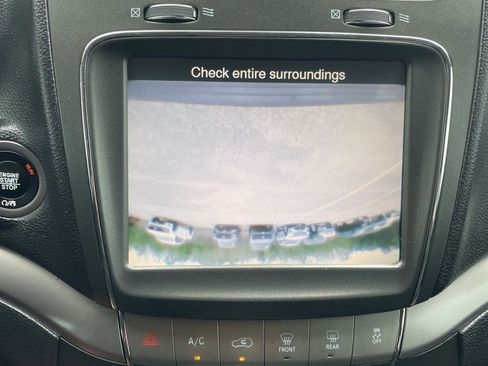 Used 2020 Dodge Journey Crossroad w/ Popular Equipment Group image 12
