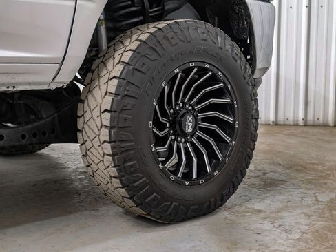 Used 2022 RAM 2500 Big Horn AWD/4WD image 59