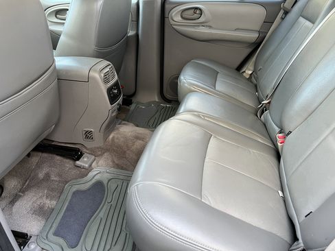 Used 2008 Chevrolet TrailBlazer 4WD w/ Smoker's Package image 14