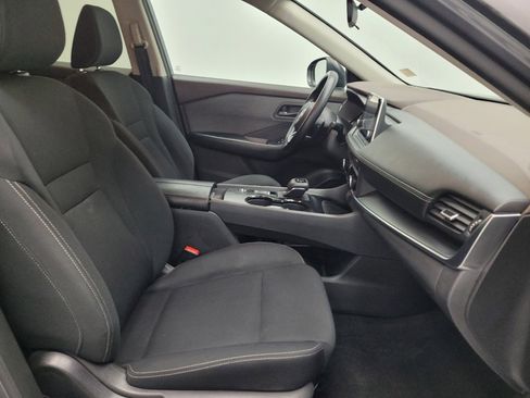 Used 2023 Nissan Rogue S image 21