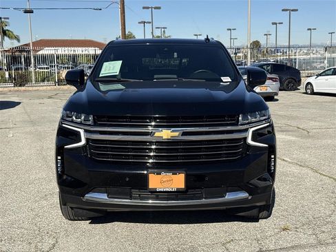 Used 2024 Chevrolet Suburban LT image 8