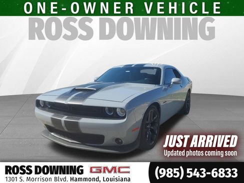 Used 2021 Dodge Challenger R/T image 1