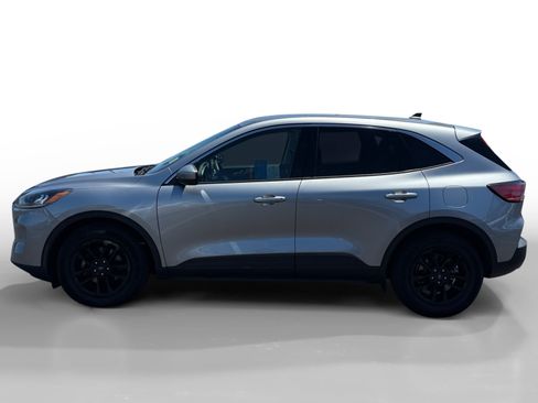 Certified 2021 Ford Escape SE FWD image 2