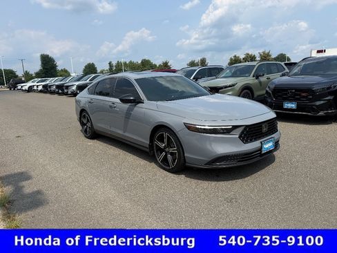 Used 2023 Honda Accord Sport image 8