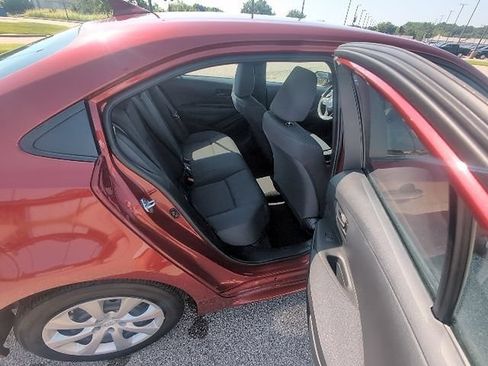 Certified 2025 Toyota Corolla LE w/ Convenience Package FWD image 4