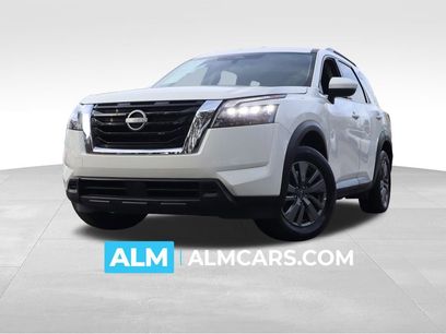 Used 2025 Nissan Pathfinder SV