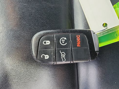 Used 2016 Jeep Grand Cherokee Limited RWD image 26